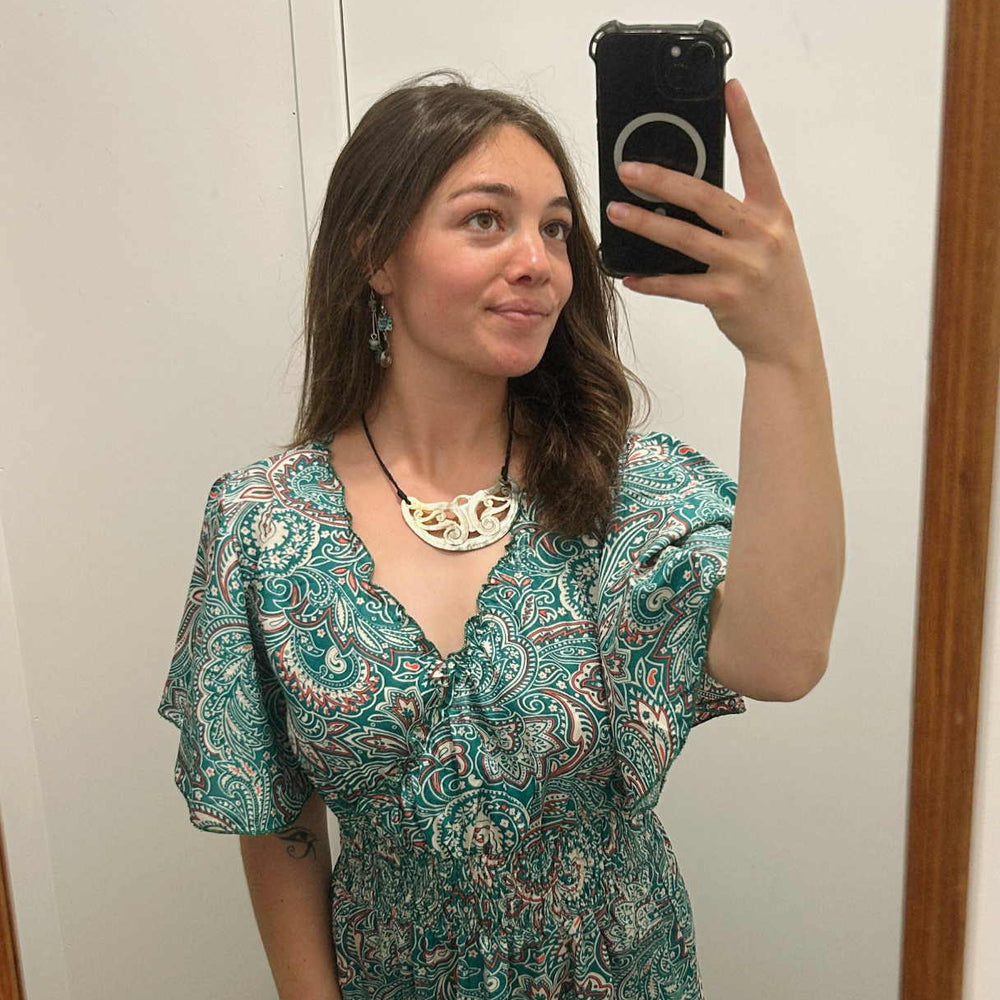 
                  
                    Load image into Gallery viewer, Bella Dress
                  
                