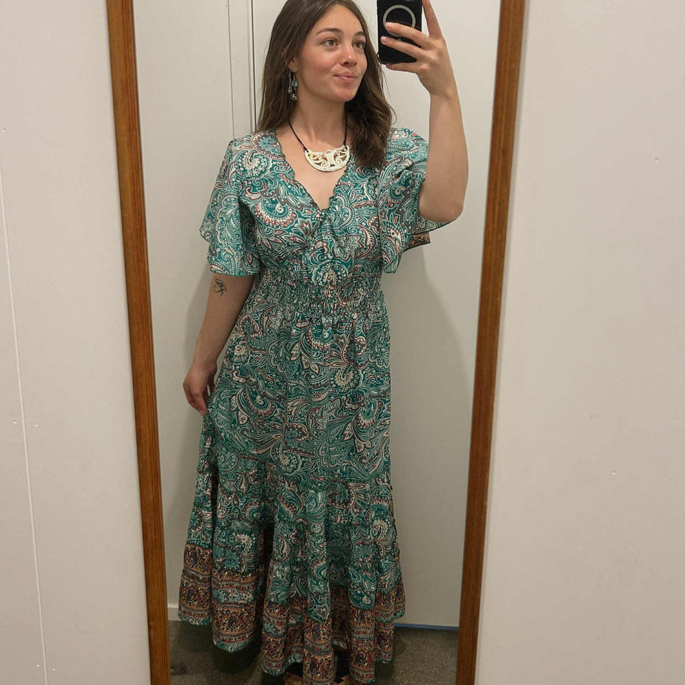 
                  
                    Load image into Gallery viewer, Bella Dress
                  
                