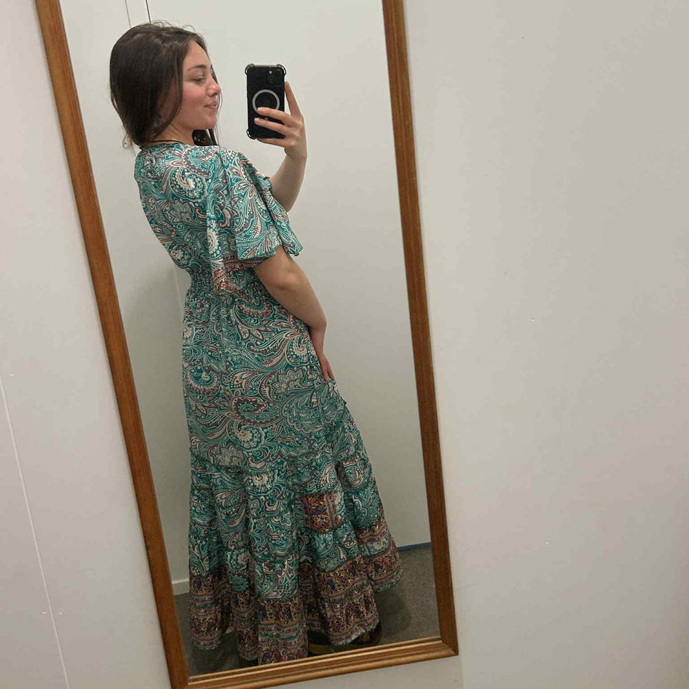 
                  
                    Load image into Gallery viewer, Bella Dress
                  
                