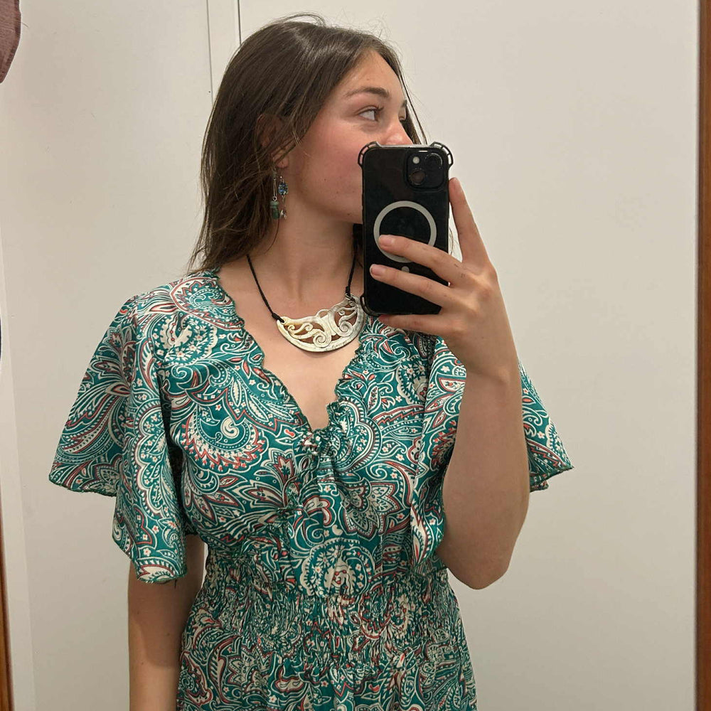 
                  
                    Load image into Gallery viewer, Bella Dress
                  
                