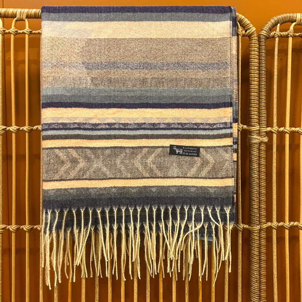 
                  
                    Load image into Gallery viewer, Scarf Cashmere
                  
                