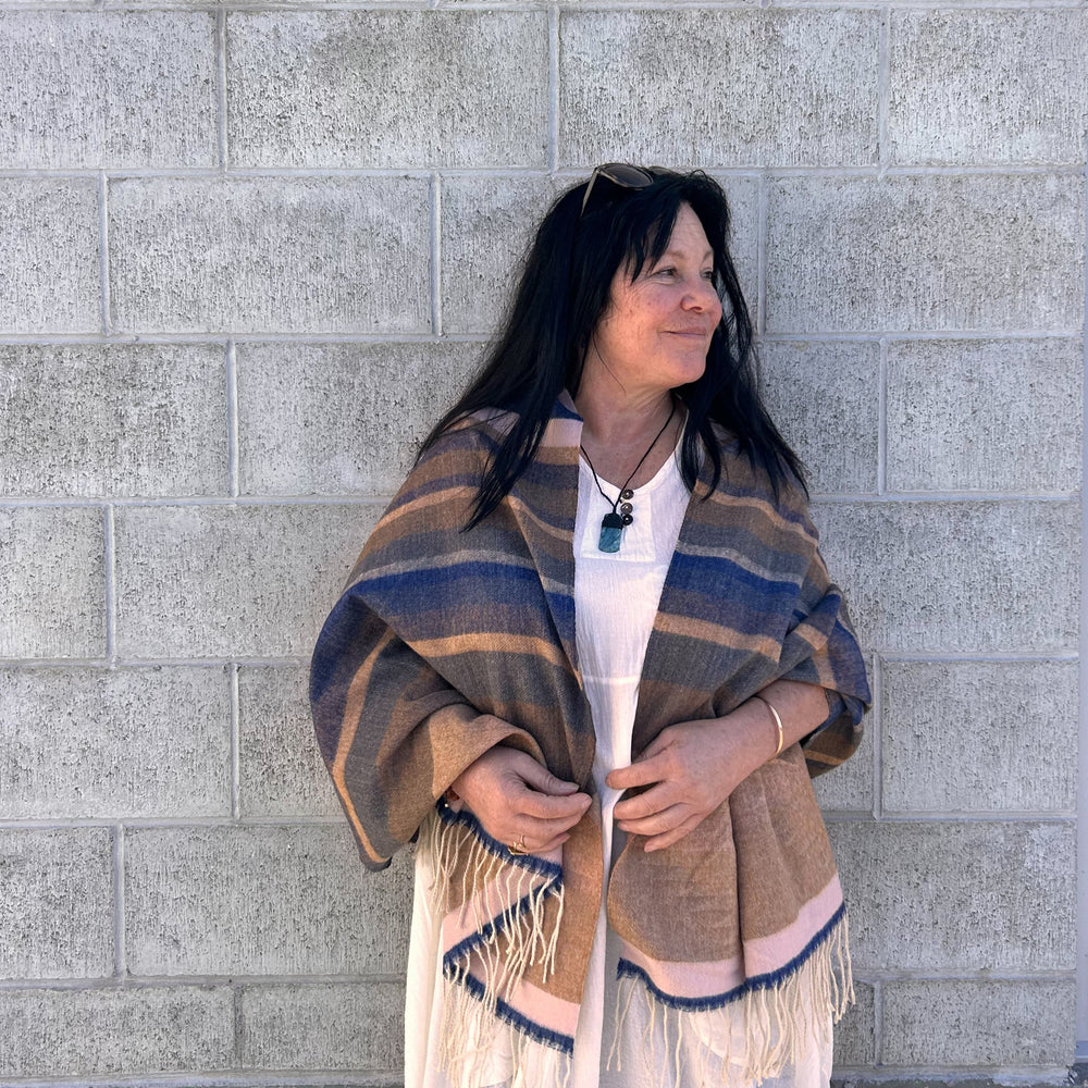 
                  
                    Load image into Gallery viewer, Scarf Cashmere
                  
                
