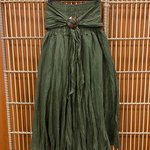 
                  
                    Load image into Gallery viewer, Coconut Buckle Skirt
                  
                