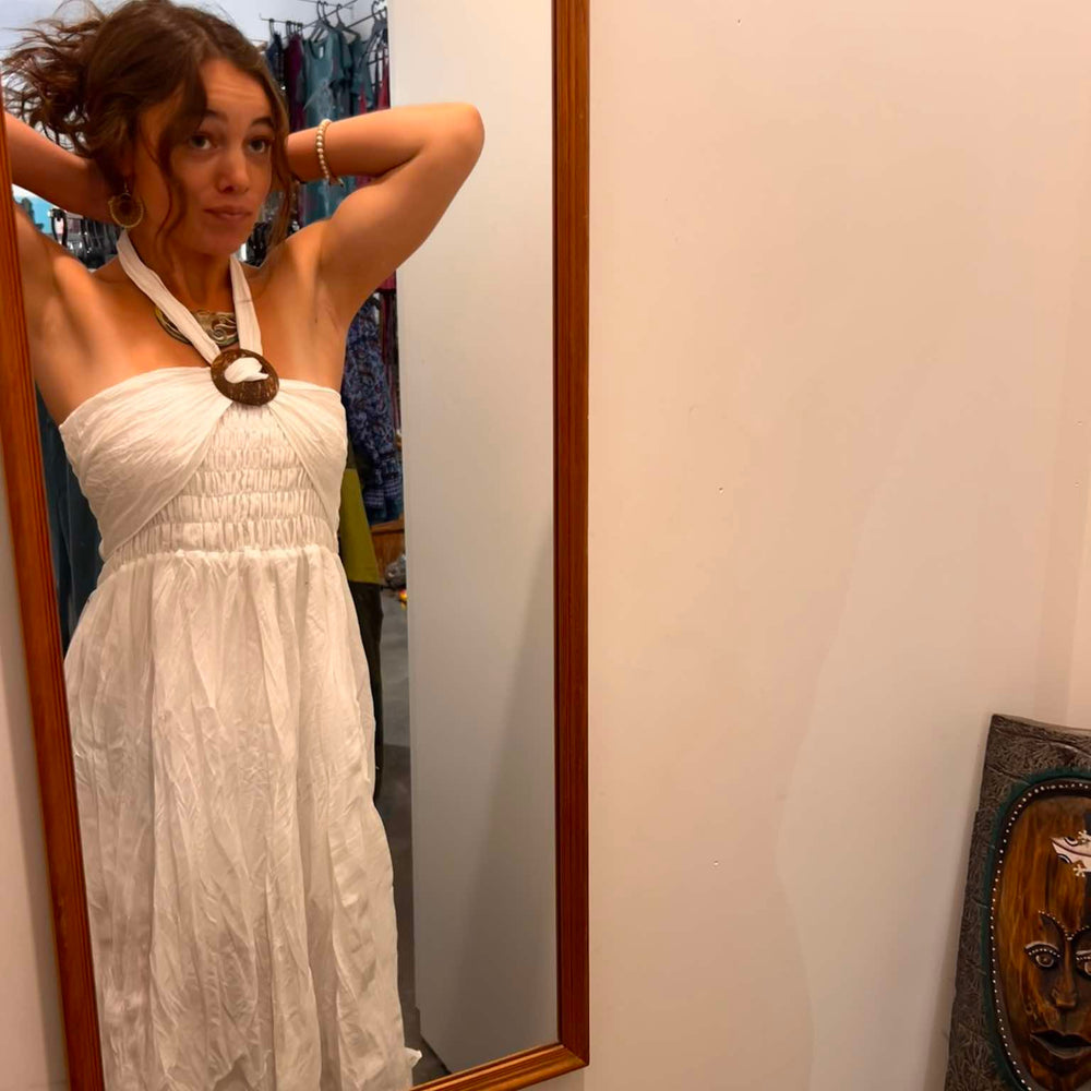 
                  
                    Load image into Gallery viewer, Coconut Buckle Skirt
                  
                