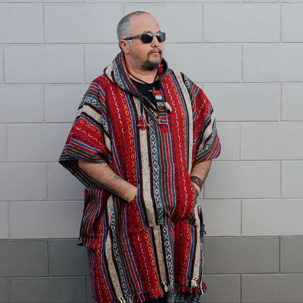 
                  
                    Load image into Gallery viewer, Gheri  Surf Poncho
                  
                