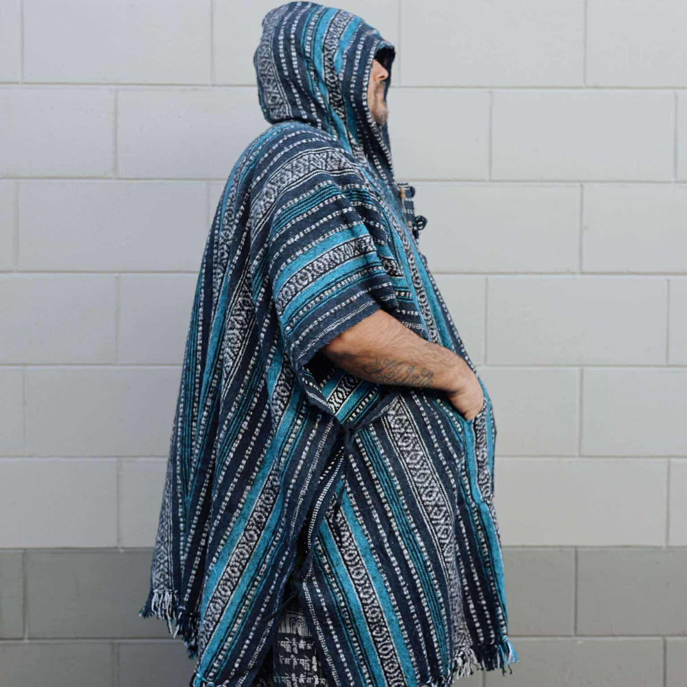 
                  
                    Load image into Gallery viewer, Gheri  Surf Poncho
                  
                