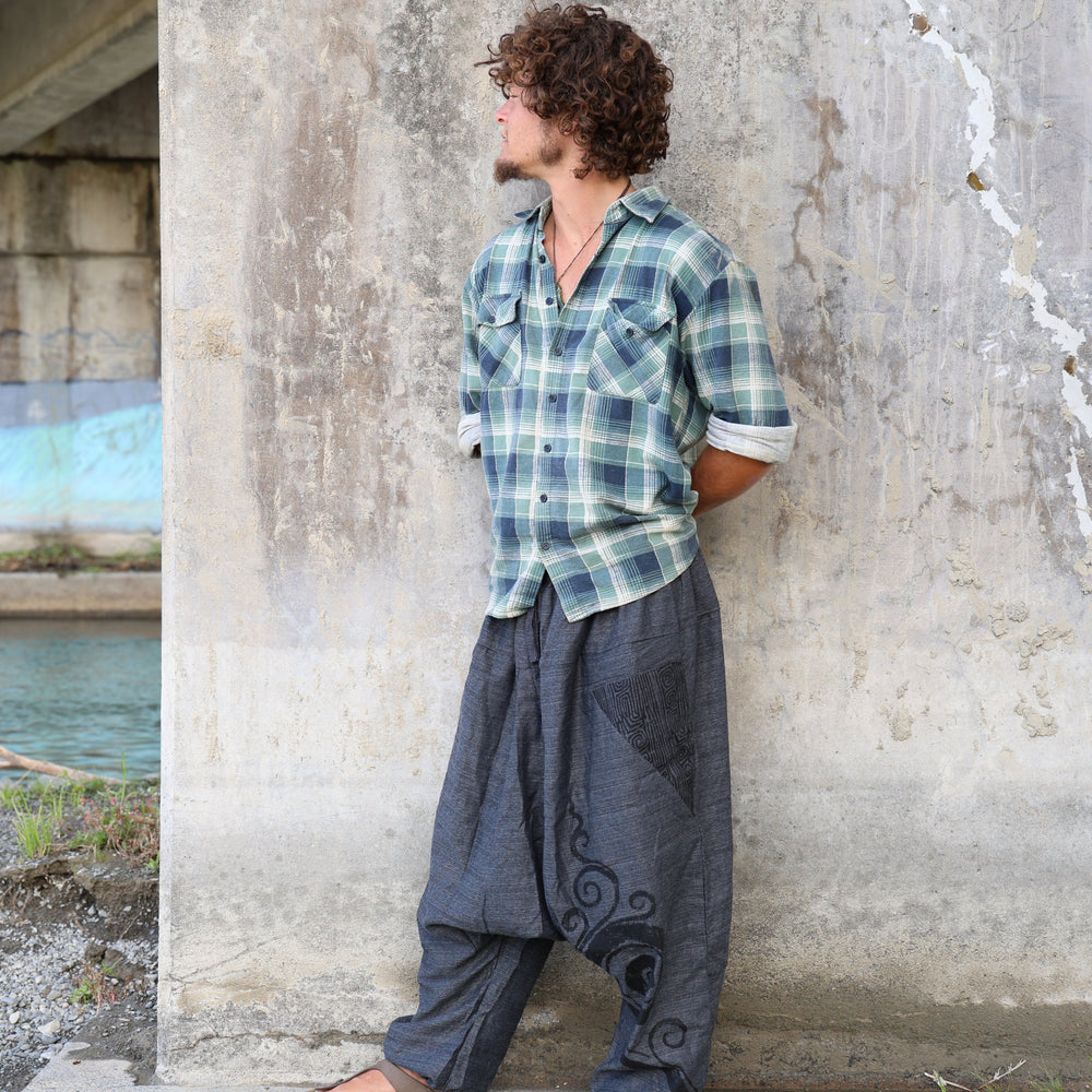 
                  
                    Load image into Gallery viewer, Koru Harem Pants
                  
                