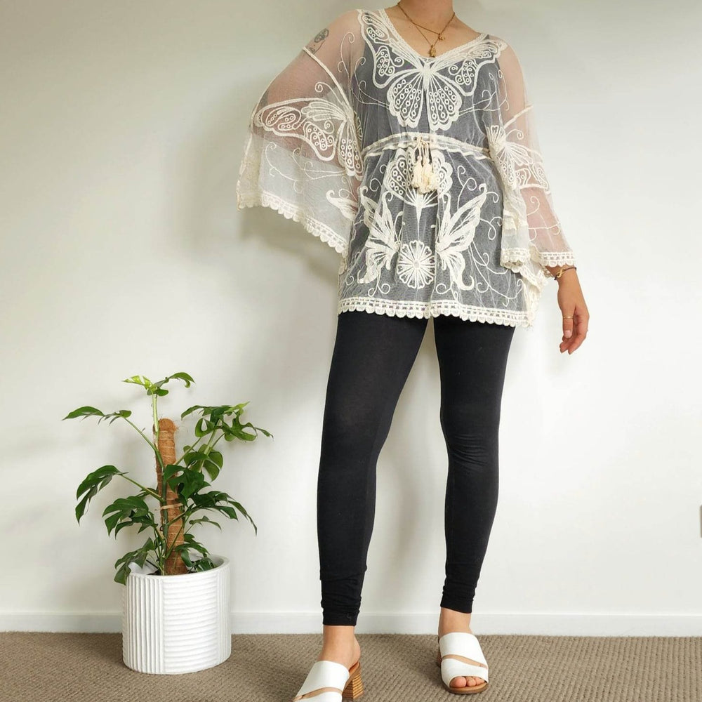 
                  
                    Load image into Gallery viewer, Cairo Lace Jacket
                  
                