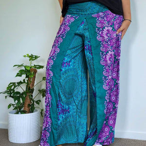 
                  
                    Load image into Gallery viewer, 5017  Pants
                  
                