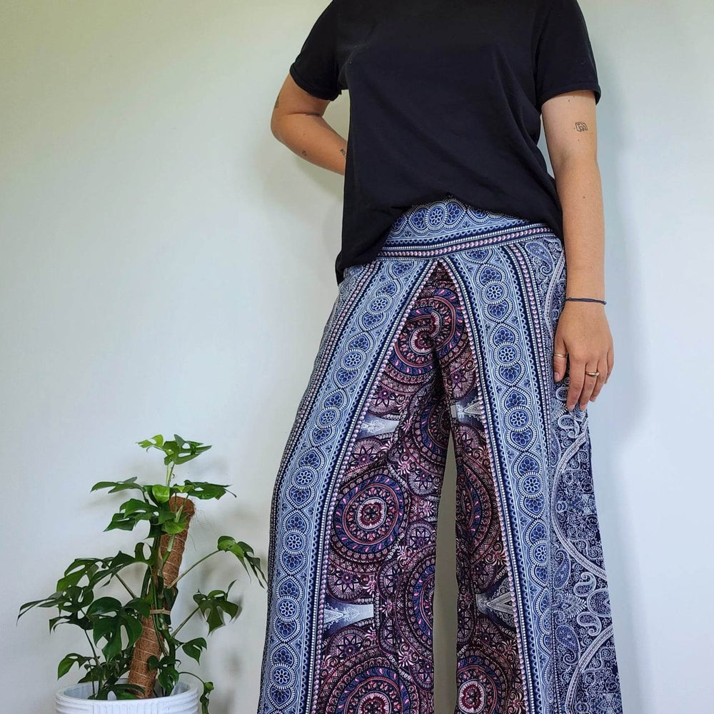 
                  
                    Load image into Gallery viewer, 5017  Pants
                  
                
