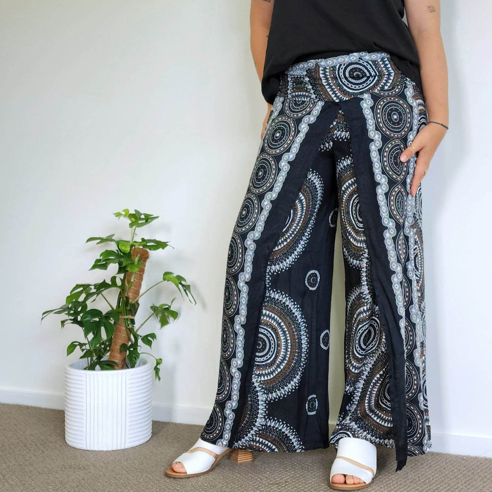 
                  
                    Load image into Gallery viewer, 5017  Pants
                  
                