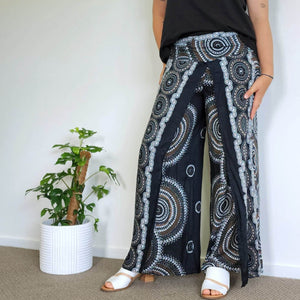 
                  
                    Load image into Gallery viewer, 5017  Pants
                  
                