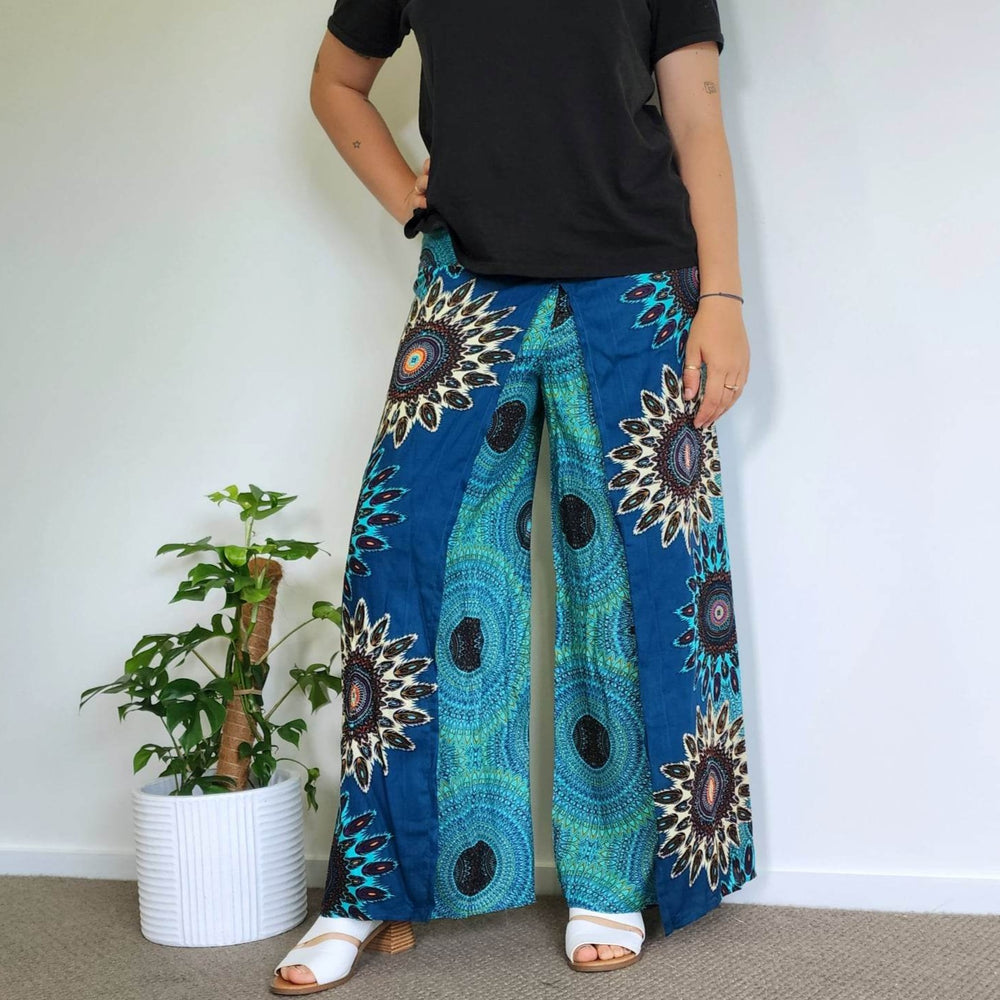 
                  
                    Load image into Gallery viewer, 5017  Pants
                  
                