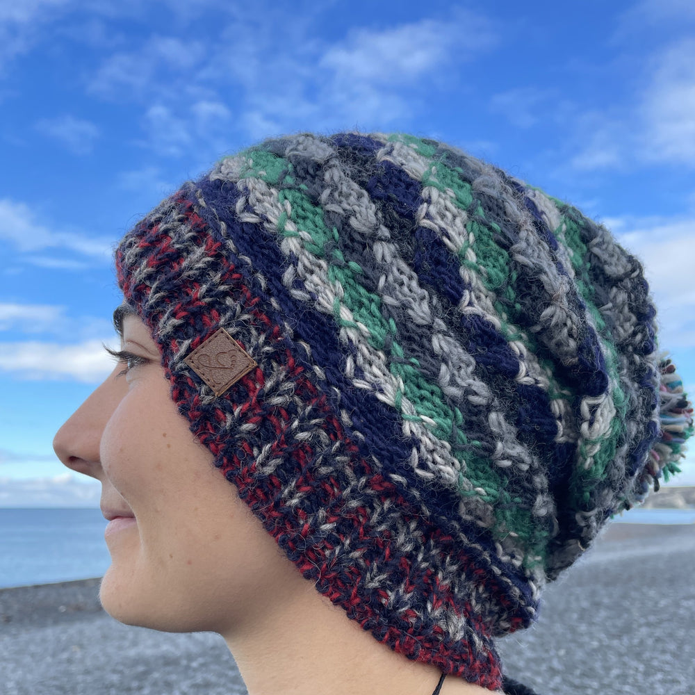 
                  
                    Load image into Gallery viewer, Beanie Slouch Wool
                  
                