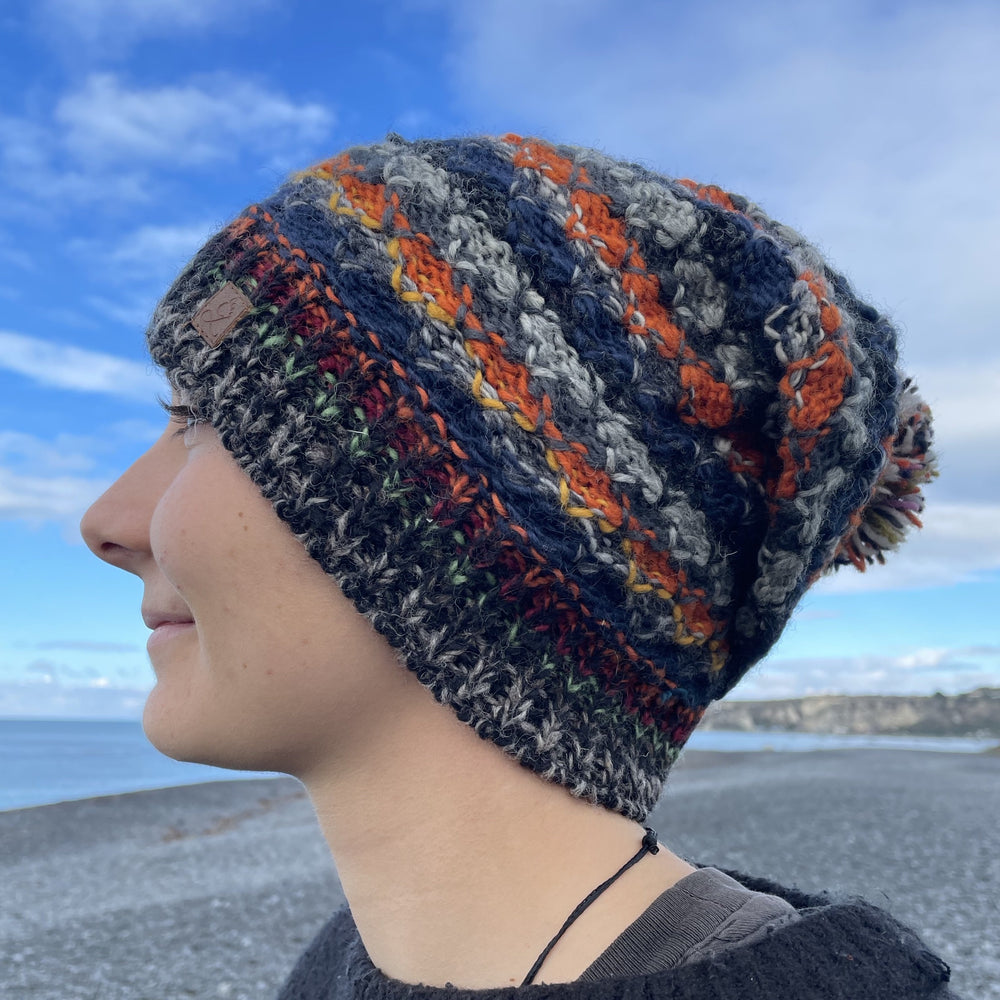 
                  
                    Load image into Gallery viewer, Beanie Slouch Wool
                  
                