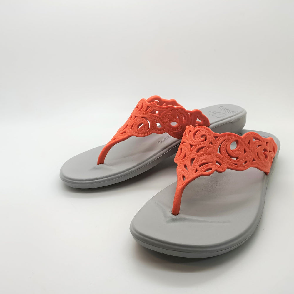 
                  
                    Load image into Gallery viewer, Bella Jandals
                  
                