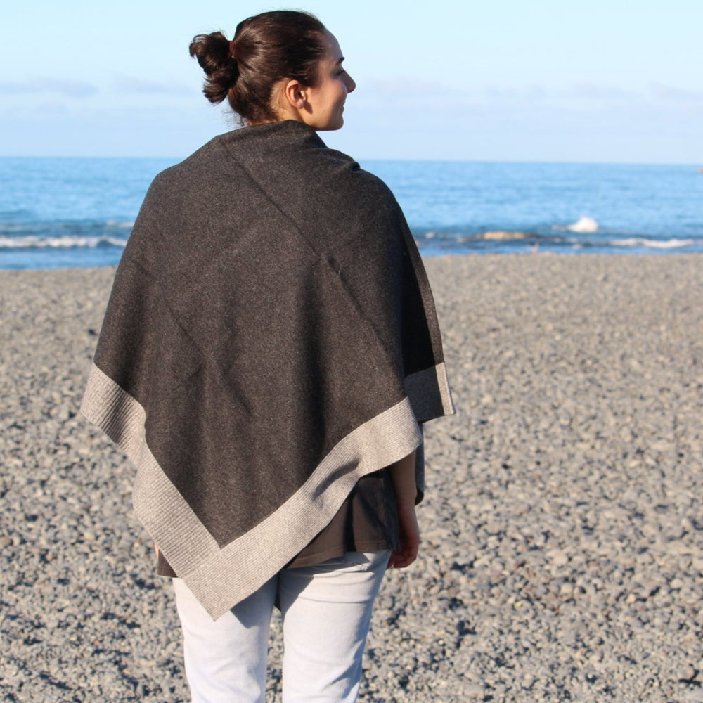 
                  
                    Load image into Gallery viewer, Cashmere Two Tone Poncho
                  
                