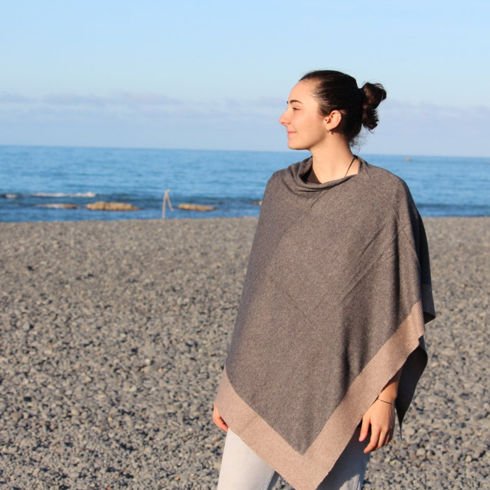 
                  
                    Load image into Gallery viewer, Cashmere Two Tone Poncho
                  
                