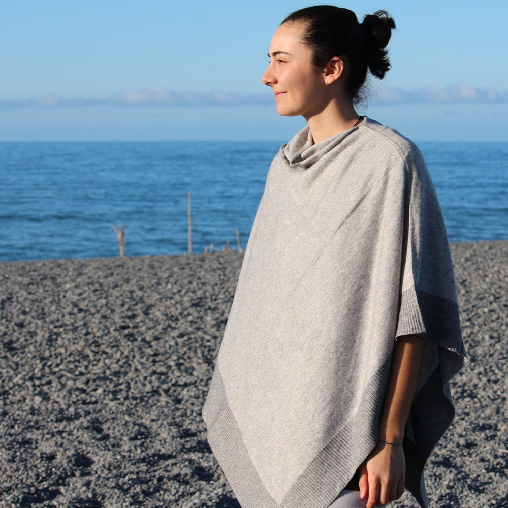 
                  
                    Load image into Gallery viewer, Cashmere Two Tone Poncho
                  
                