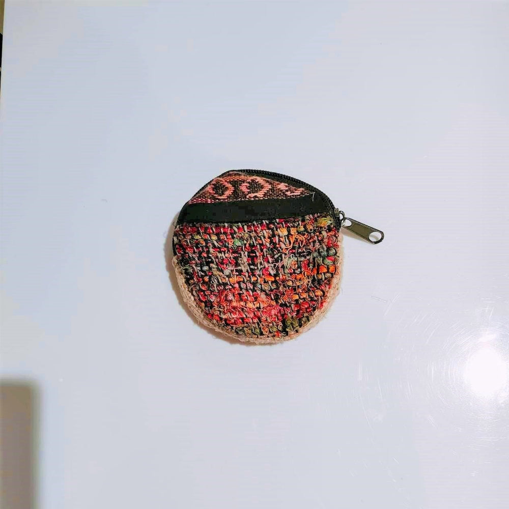 
                  
                    Load image into Gallery viewer, Circle Coin Purse
                  
                