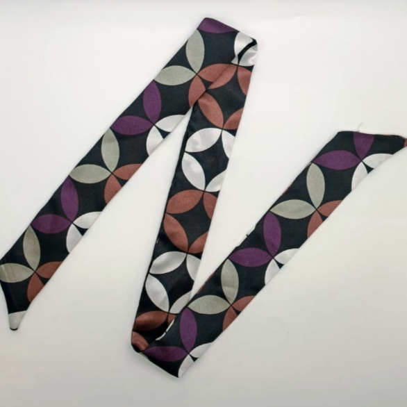 
                  
                    Load image into Gallery viewer, Hair Ribbon
                  
                