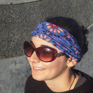 
                  
                    Load image into Gallery viewer, head band blue flower
                  
                