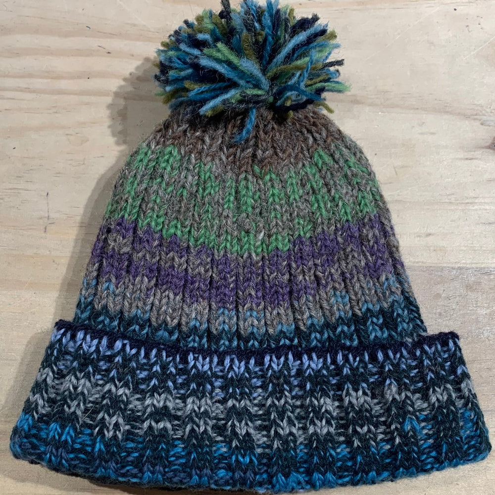 
                  
                    Load image into Gallery viewer, Snow Surf Pom Pom Beanie
                  
                