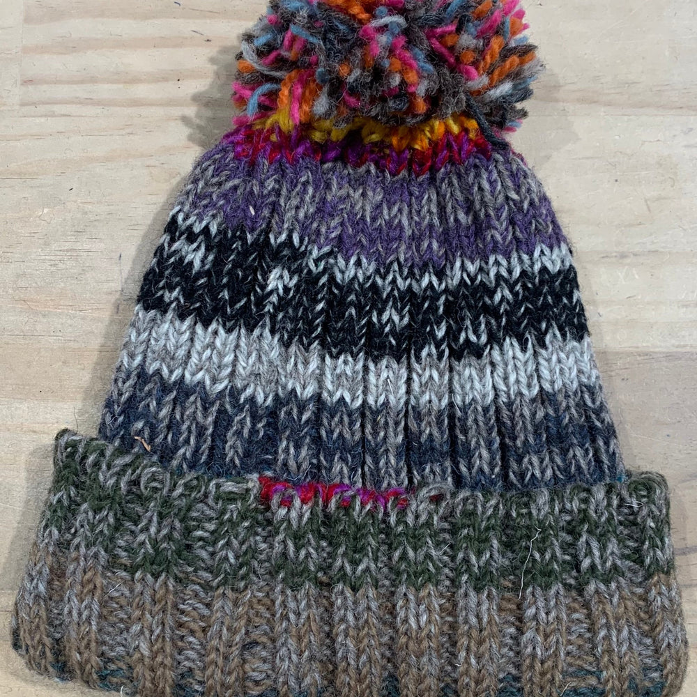 
                  
                    Load image into Gallery viewer, Snow Surf Pom Pom Beanie
                  
                
