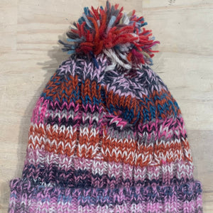 
                  
                    Load image into Gallery viewer, Surf Skate Pom Pom Beanie
                  
                