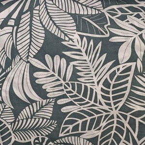 
                  
                    Load image into Gallery viewer, Jungle Loose Top
                  
                