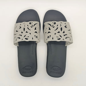 
                  
                    Load image into Gallery viewer, Monobo Sandals
                  
                