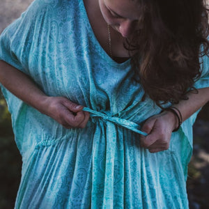
                  
                    Load image into Gallery viewer, Paisley Kaftan Top
                  
                