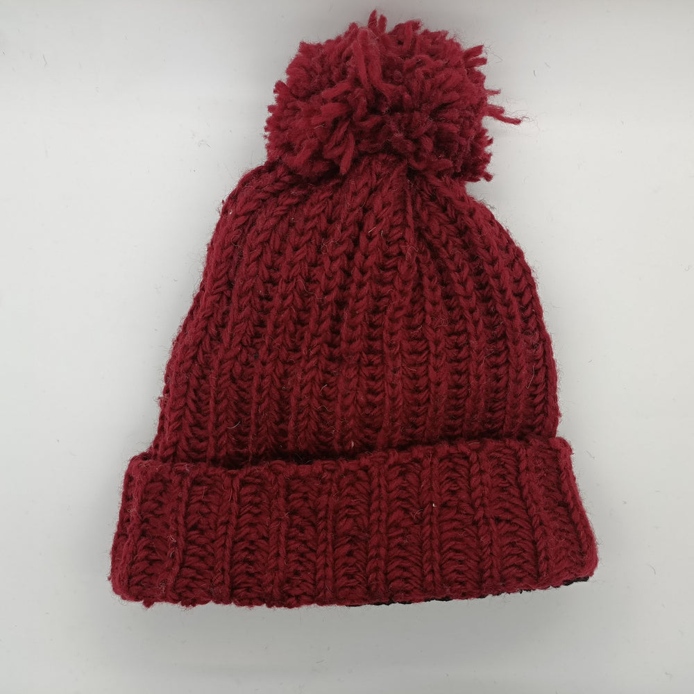 
                  
                    Load image into Gallery viewer, Ribbed Pom Pom Hat
                  
                