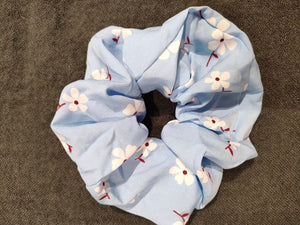 
                  
                    Load image into Gallery viewer, Scrunchies
                  
                