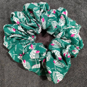 
                  
                    Load image into Gallery viewer, Scrunchies
                  
                