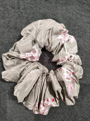 
                  
                    Load image into Gallery viewer, Scrunchies
                  
                