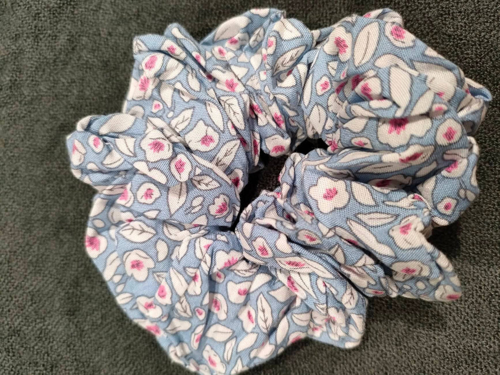 
                  
                    Load image into Gallery viewer, Scrunchies
                  
                