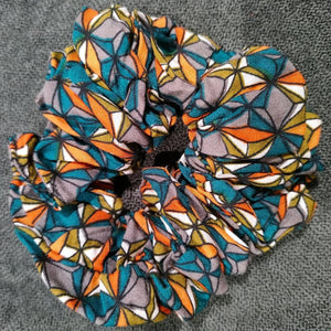 
                  
                    Load image into Gallery viewer, Scrunchies
                  
                