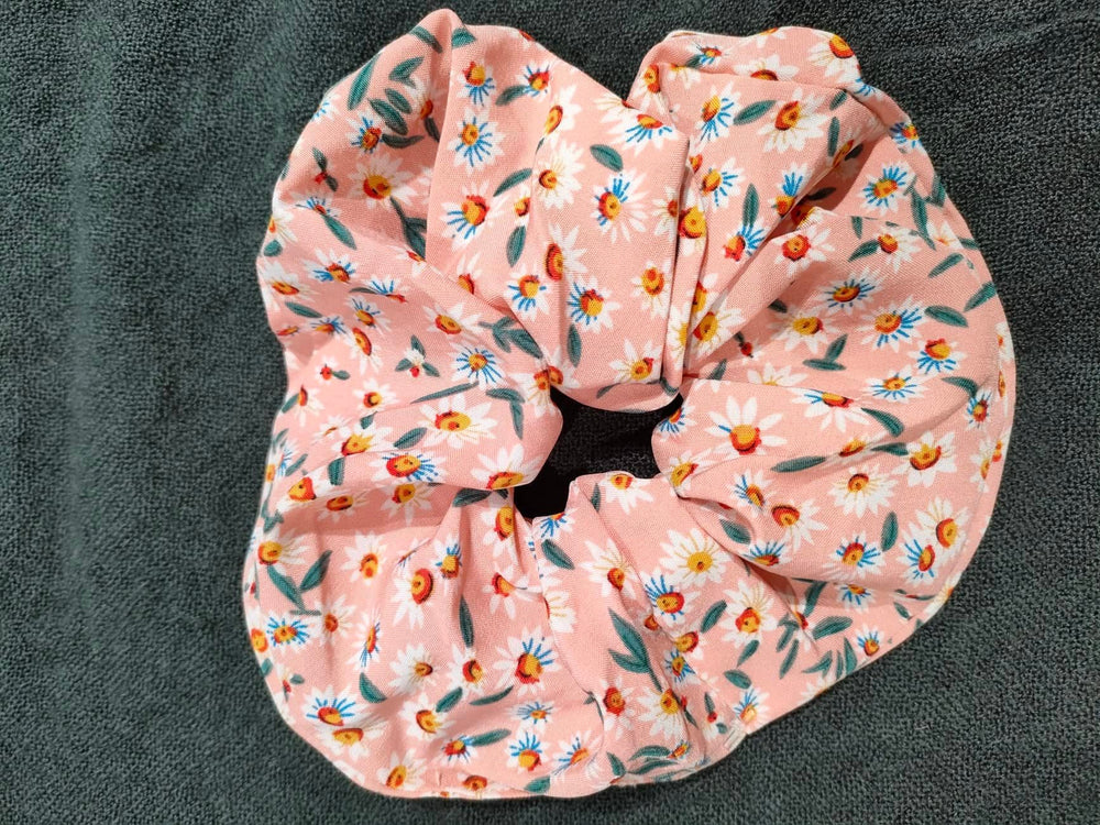 
                  
                    Load image into Gallery viewer, Scrunchies
                  
                