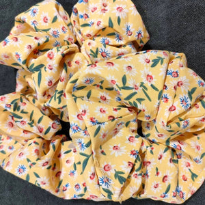 
                  
                    Load image into Gallery viewer, Scrunchies
                  
                