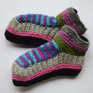 
                  
                    Load image into Gallery viewer, Slippers Autumn Tone
                  
                