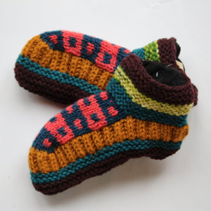 
                  
                    Load image into Gallery viewer, Slippers Autumn Tone
                  
                