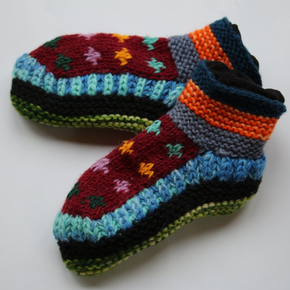 
                  
                    Load image into Gallery viewer, Slippers Autumn Tone
                  
                