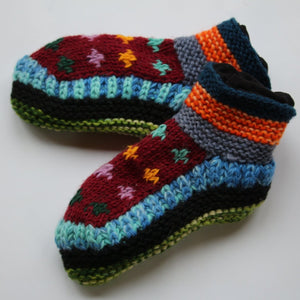 
                  
                    Load image into Gallery viewer, Slippers Autumn Tone
                  
                