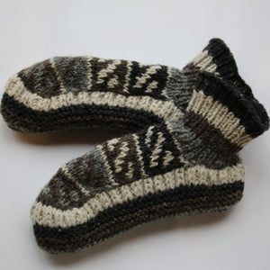 
                  
                    Load image into Gallery viewer, Slippers Natural Grey Tone
                  
                