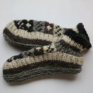 
                  
                    Load image into Gallery viewer, Slippers Natural Grey Tone
                  
                