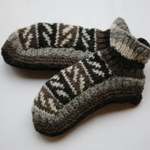 
                  
                    Load image into Gallery viewer, Slippers Natural Grey Tone
                  
                