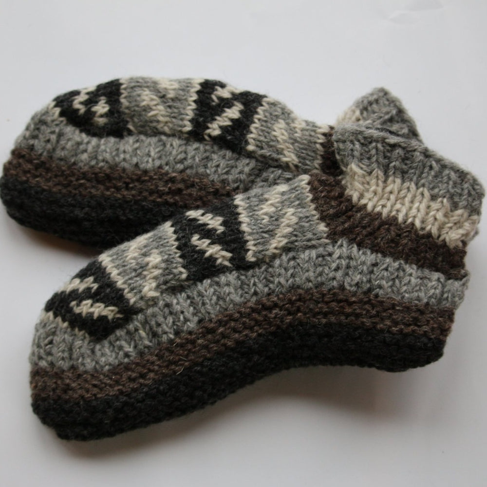 
                  
                    Load image into Gallery viewer, Slippers Natural Grey Tone
                  
                