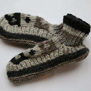 
                  
                    Load image into Gallery viewer, Slippers Natural Grey Tone
                  
                