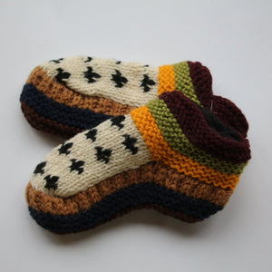 
                  
                    Load image into Gallery viewer, Slippers Winter Tone
                  
                